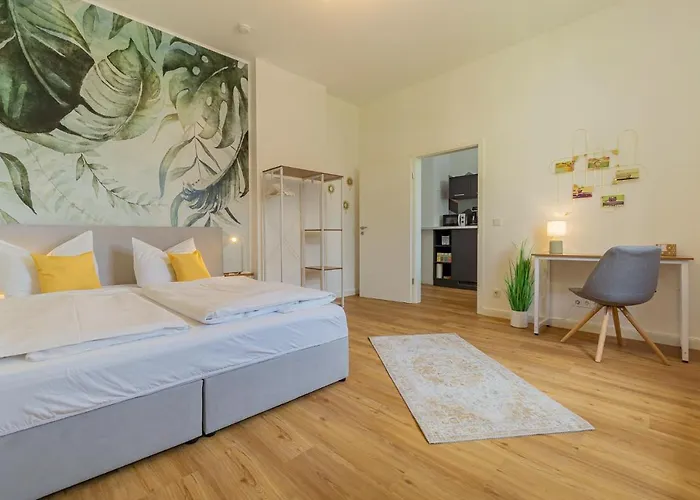 Modernes Apartment - Zentral, Ruhig, Wlan, Netflix, Kueche, Schreibtisch, Parkplatz, Waschtrockner