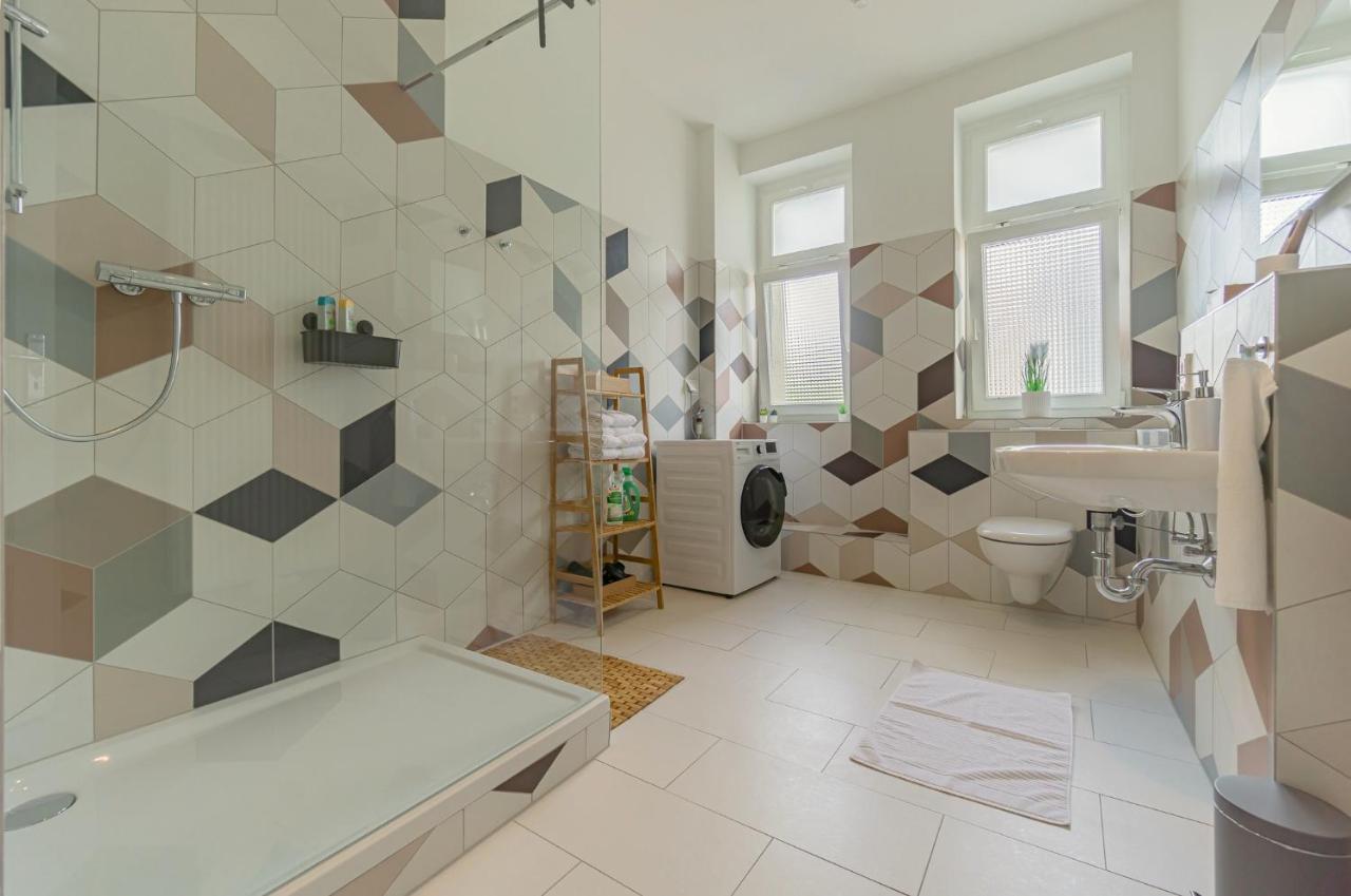 - 40m², Zentral, Netflix, Küche, Schreibtisch, Parkplatz, Waschtrockner, Wlan