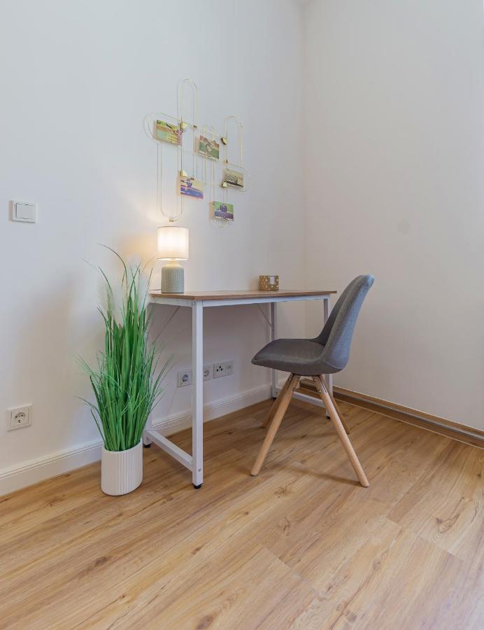 - 40m², Zentral, Netflix, Küche, Schreibtisch, Parkplatz, Waschtrockner, Wlan *